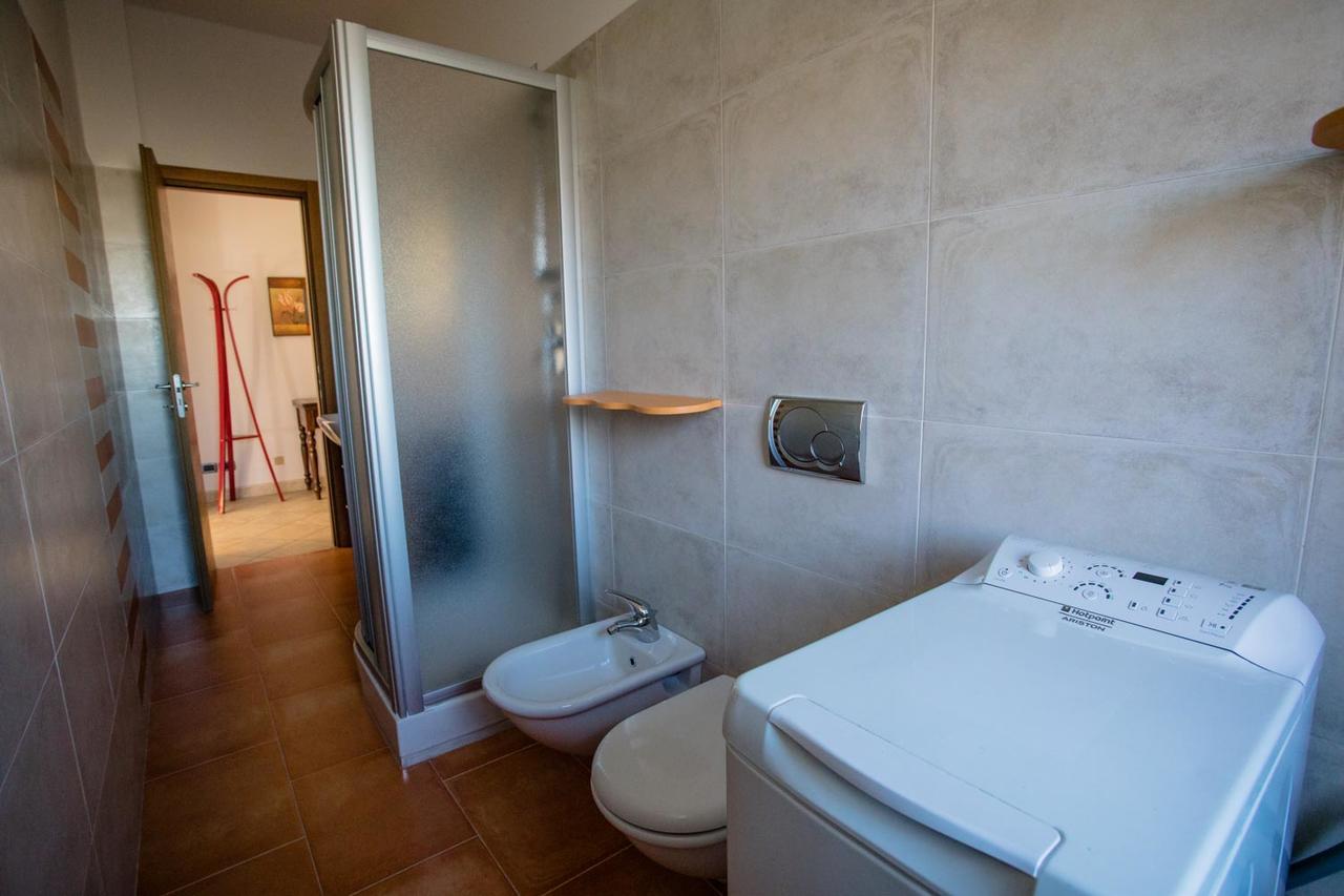 Terrazza Di Pinerolo Apartment Bagian luar foto